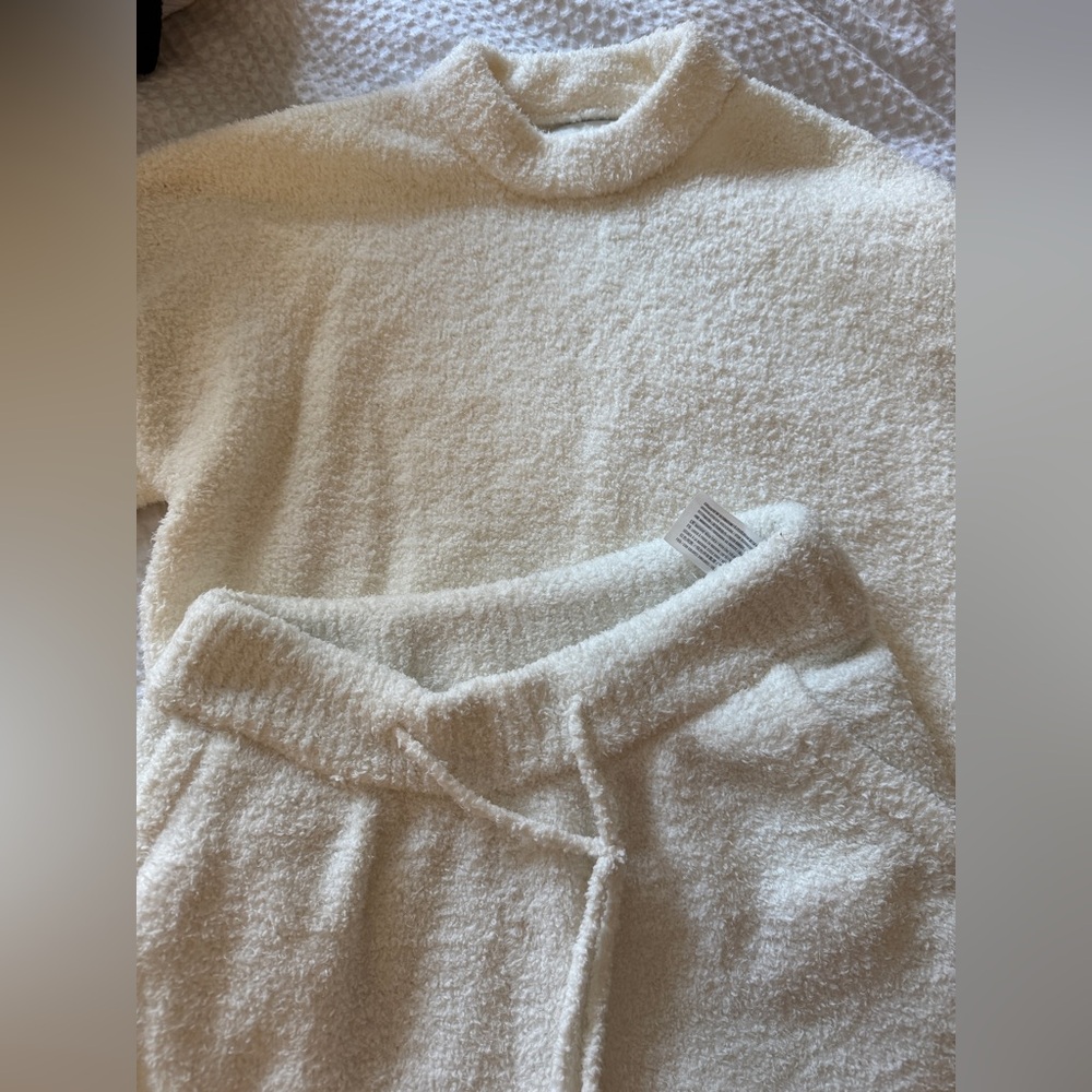 Abercrombie Soft Cozy coord Sweater Set- small